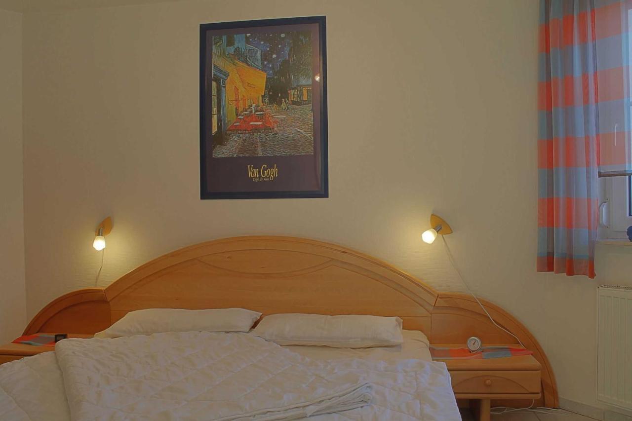 ドルム・ノイフェルト Achteckhaus Moritz Lt35ヴィラ エクステリア 写真